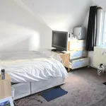 Rent 8 bedroom house in Leeds