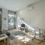 Rent 2 bedroom apartment of 45 m² in Porto