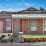 Rent 3 bedroom house in Caroline Springs