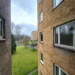 Rent 2 bedroom flat in Glasgow  West