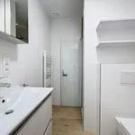 Rent 2 bedroom apartment in Braine-l'Alleud