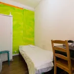 Rent a room in lisbon