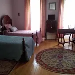 Rent 8 bedroom house in Porto