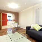 Rent 2 bedroom flat in  London