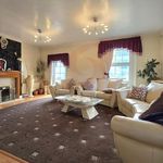 Rent 7 bedroom house in East Midlands