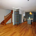 Rent 5 bedroom house in Bentleigh