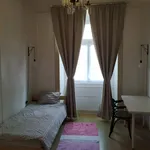 Rent 7 bedroom apartment in Lisbon