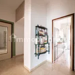 Rent 2 bedroom apartment of 75 m² in Milan