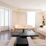 Rent 3 bedroom apartment of 202 m² in Madrid