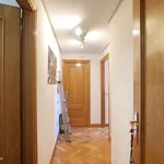 Rent a room of 90 m² in madrid