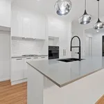 Rent 4 bedroom house in Logan Reserve