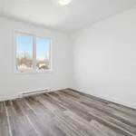 Appartement de 796 m² avec 4 chambre(s) en location à Gatineau