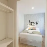 Rent a room of 75 m² in barcelona