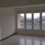 Appartement de 77 m² avec 4 chambre(s) en location à Privas