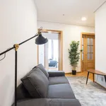 Rent a room of 180 m² in Madrid