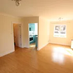 Rent 2 bedroom flat in Woking