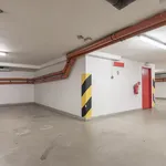 Pronajměte si 3 ložnic/e byt o rozloze 86 m² v Prague