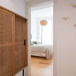 Rent 2 bedroom apartment of 95 m² in lisbon