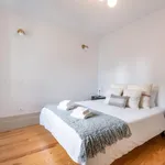 Rent 1 bedroom apartment in Porto