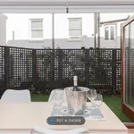 Rent 2 bedroom house in Brighton