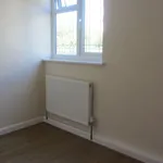 Maisonette to rent in Walton Road, Woking GU21