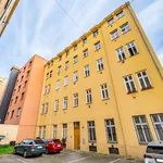 Rent 2 bedroom apartment of 40 m² in Prague