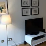 Rent 3 bedroom flat of 85 m² in Glasgow