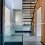 Rent 5 bedroom house of 300 m² in Rome