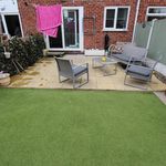 Rent 4 bedroom house in East Midlands