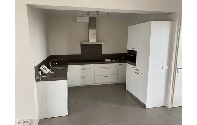 Huur 2 slaapkamer appartement van 130 m² in Veldhoven