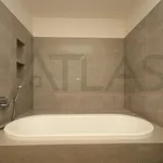 Rent 5 bedroom house in Prague