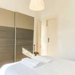 Rent 3 bedroom apartment of 100 m² in lisbon