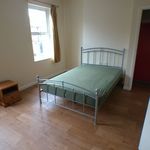 Rent 4 bedroom house in Exeter