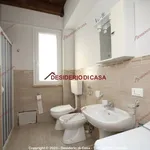 Affitto 4 camera appartamento di 59 m² in Campofelice di Roccella