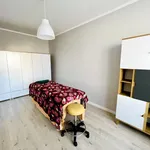 Rent 3 bedroom apartment of 94 m² in Poznan