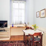 Rent 1 bedroom apartment of 44 m² in Vienna