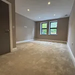 Rent 5 bedroom apartment in Stockport