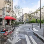 Rent 2 bedroom apartment of 46 m² in Paris