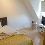 Miete 4 Schlafzimmer wohnung in Frankfurt