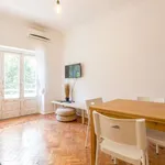 Rent 3 bedroom apartment of 70 m² in lisbon