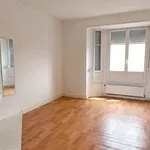 Appartement de 130 m² avec 1 chambre(s) en location à Cambrai