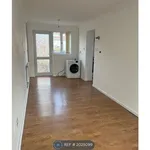 Rent 4 bedroom house in Gravesham