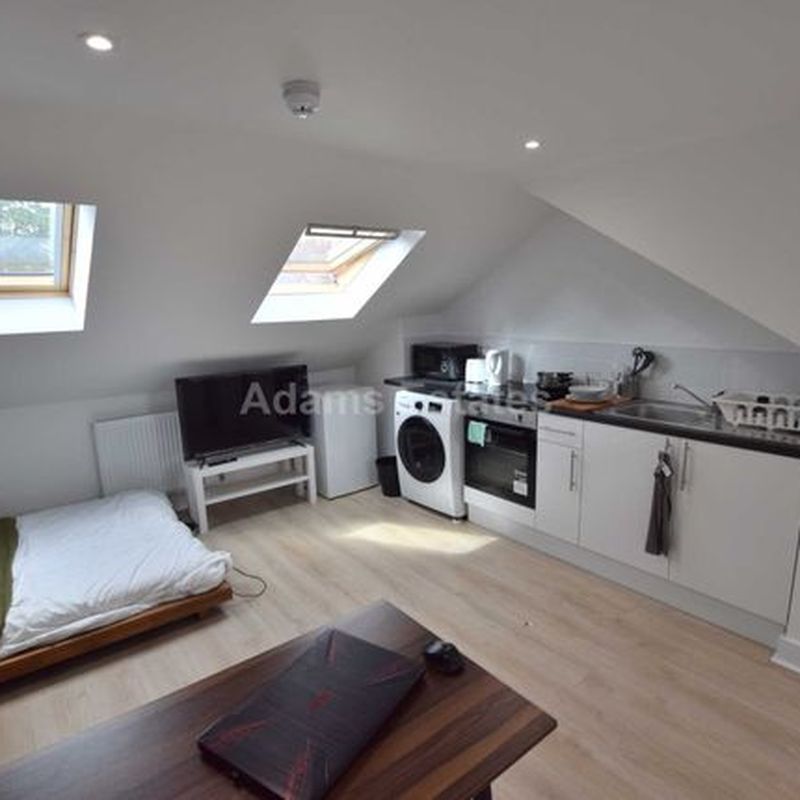 Studio to rent in Gloucester Road, Reading RG30 Southcote