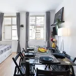 Rent 2 bedroom apartment of 120 m² in Porto