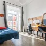 Rent a room in lisbon