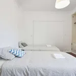 Rent a room in lisbon