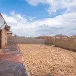 2 Bedroom House To Let in Lehae