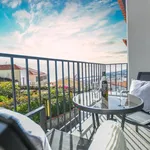 Rent 2 bedroom apartment of 87 m² in Funchal