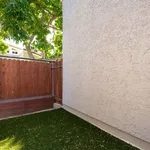 Rent 2 bedroom house of 121 m² in Los Angeles