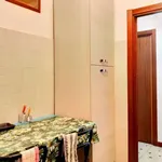 Rent a room of 115 m² in rome